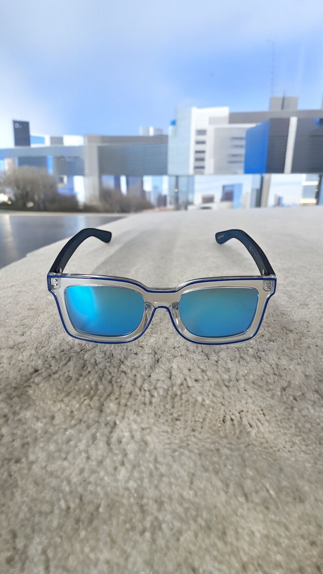 BLEU CIEL - LUNETTES DE SOLEIL EN BAMBOU